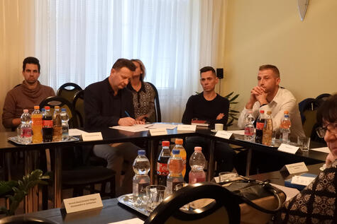 Paktum – Helyi foglalkoztatási együttműködés kialakítása Szirmabesenyő központtal